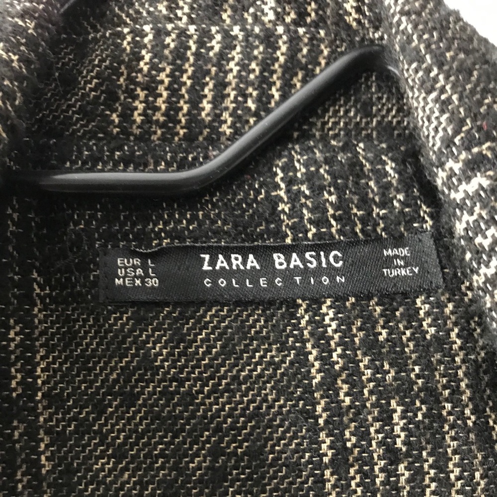 Zara faux fur pocket vest - Picture 2 of 3